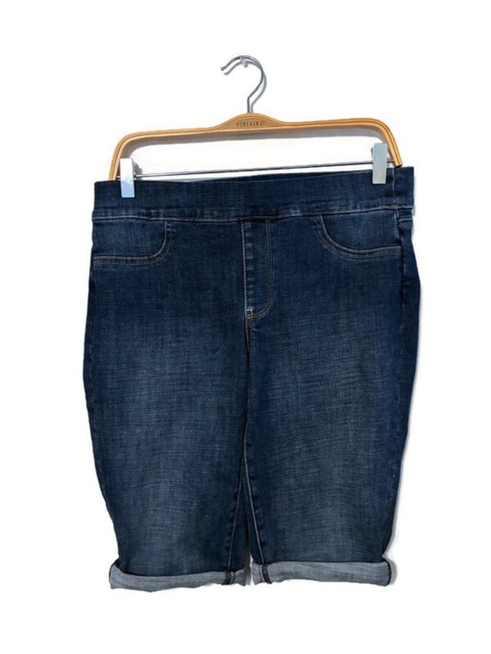 NYDJ Pull on Bermuda Jean Shorts Women’s size 6 Small 28